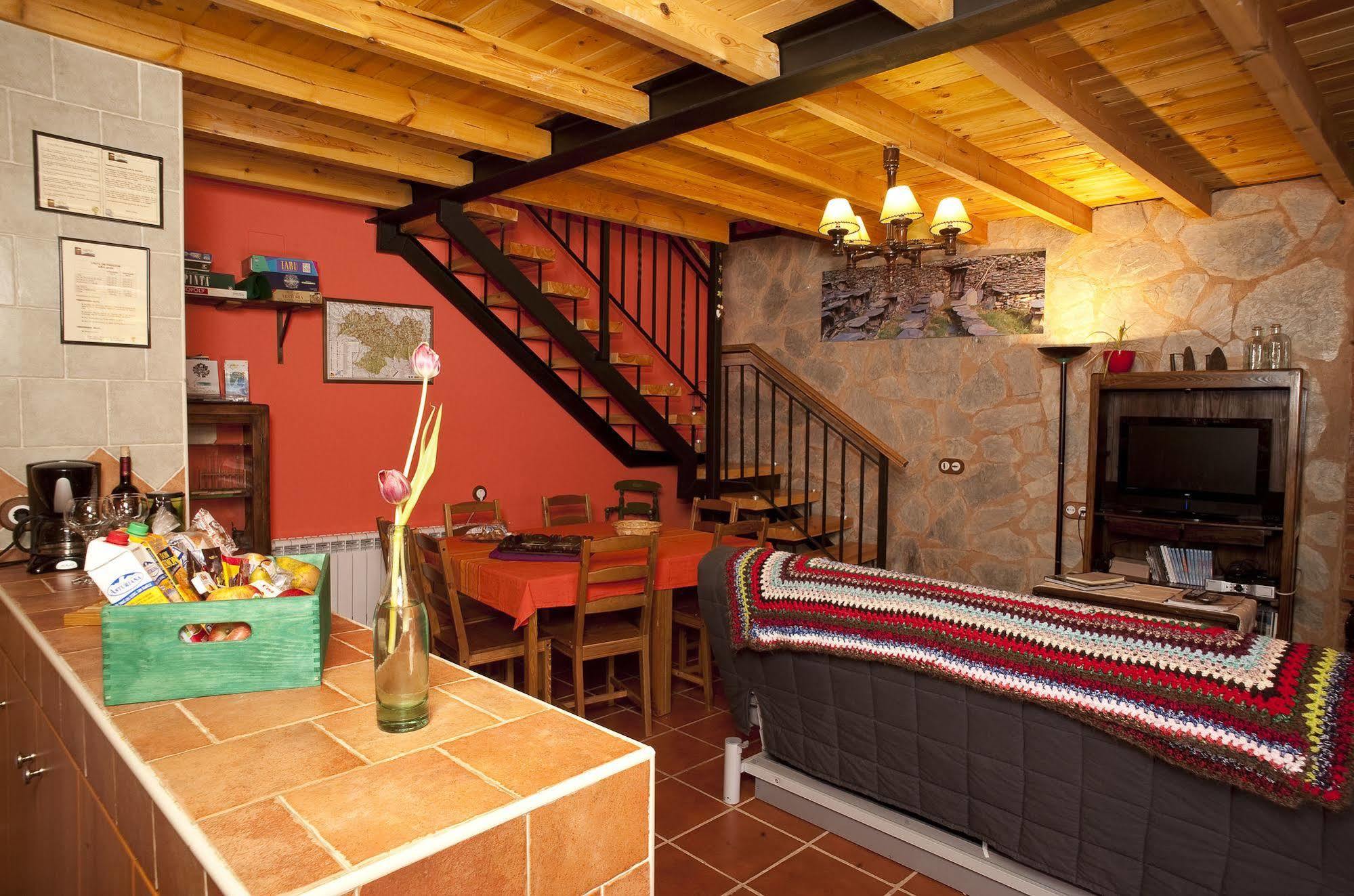 Casa Rural Entre Valles Benllera Εξωτερικό φωτογραφία